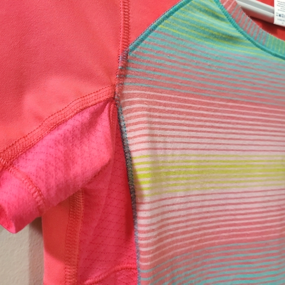 Ivivva girls lululemon top - Pink and multicolor striped - Size 14 - Picture 3 of 5